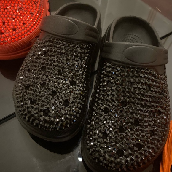 Fashion Rhinestone Clogs, Pool Slides, Black - Picture 2 of 2